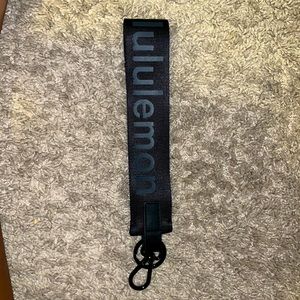 lululemon key holder